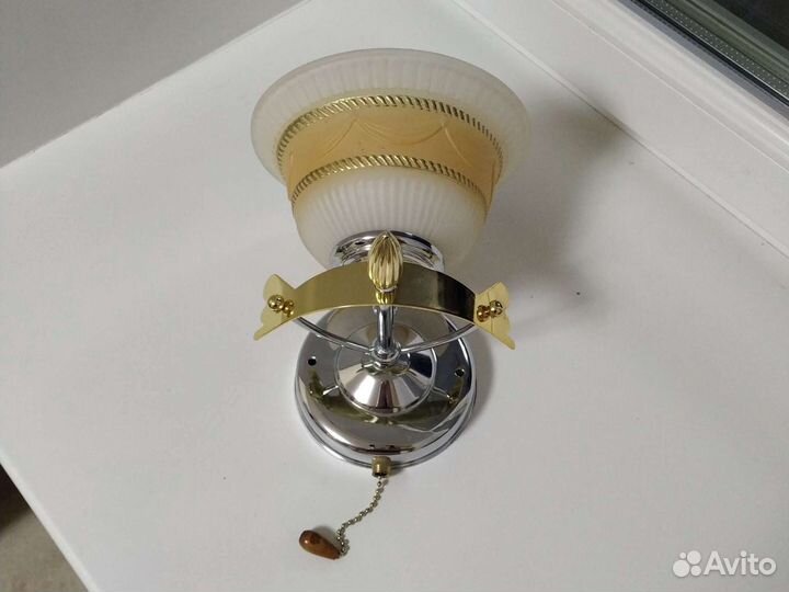 Светильник настенный