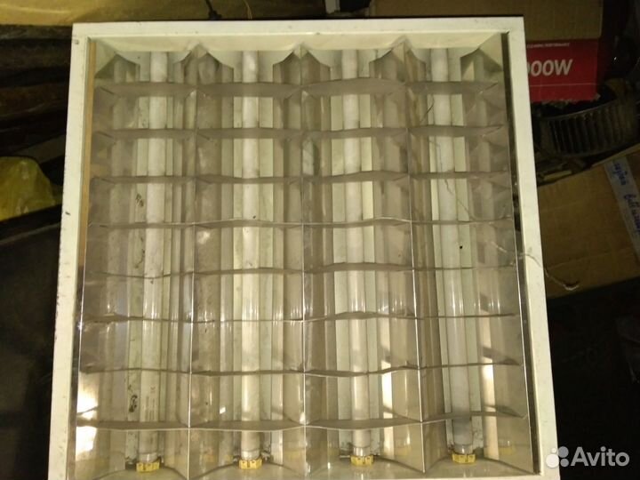 Светильник потолочный