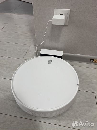 Робот пылесос xiaomi mi robot vacuum mop essential