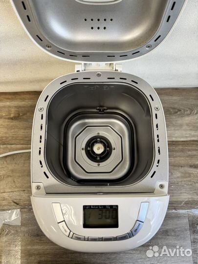 Хлебопечка Gorenje BM 910WII