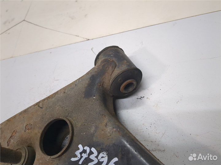 Рычаг подвески Mitsubishi Colt, 2002