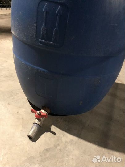 Бочка для воды пластиковая