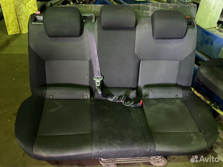 Сидения на Шкода рапид