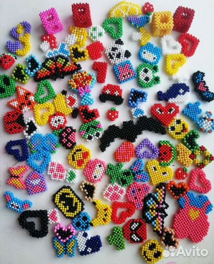 Фигурки из бисера, (на выбор)