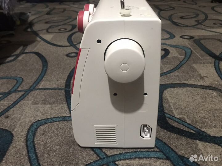 Швейная машина leader paradise