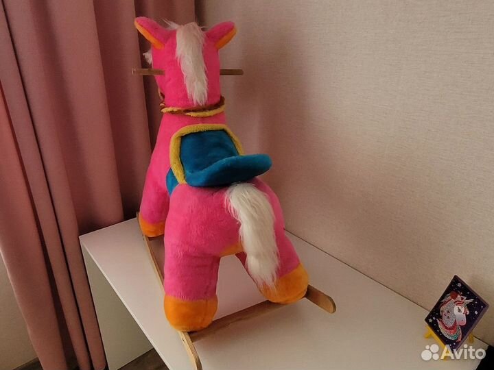 Лошадь каталка