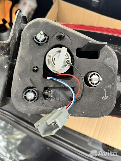 Фонарь левый Ford mondeo 4 рейсталинг