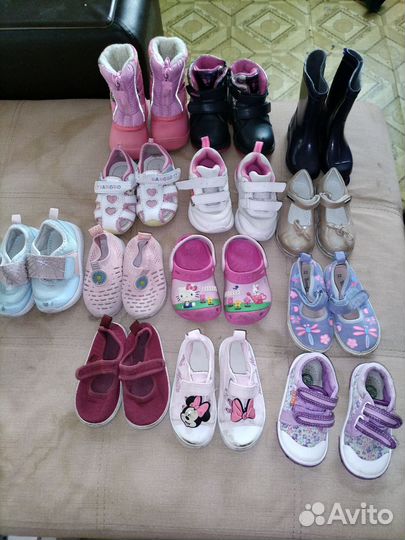 Обувь на девочку 22-23 размер. Каждые по 50 р