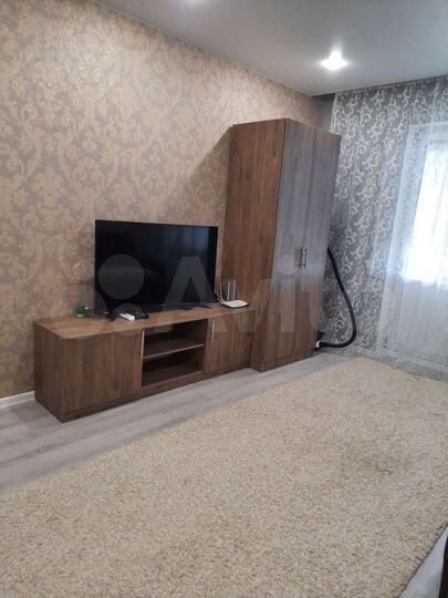 1-к. квартира, 52 м², 4/4 эт.