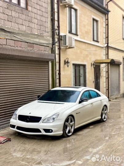 Mercedes-Benz CLS-класс 5.0 AT, 2005, 200 000 км