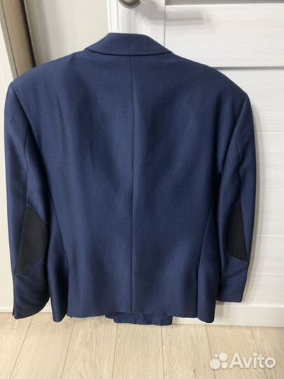 Классический костюм