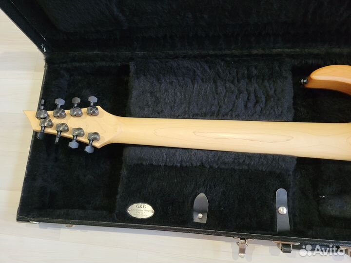 Электрогитара восьмиструнная Carvin DC 800