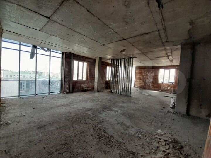 3-к. квартира, 118 м², 8/8 эт.