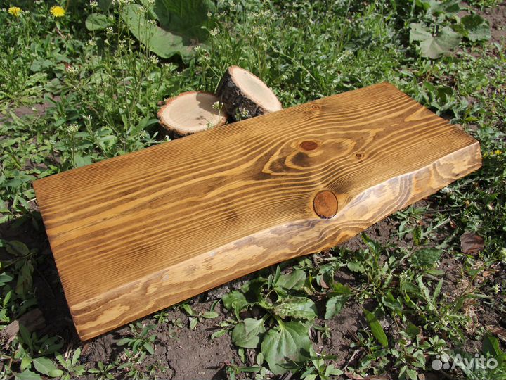 Полка настенная деревянная с живым краем