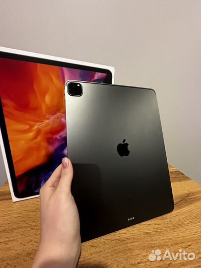 iPad pro 12.9 4 поколение 512gb wi-fi