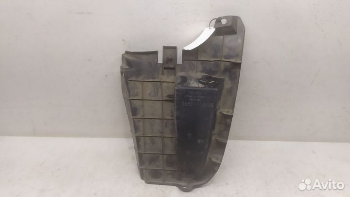 Пыльник бампера задний правый Toyota Corolla E150