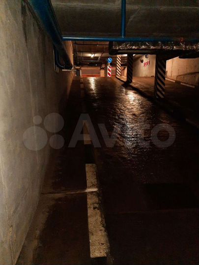 Машиноместо, 17 м²