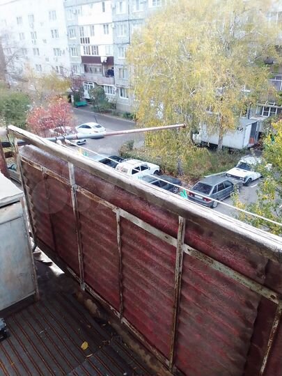 2-к. квартира, 42 м², 3/3 эт.