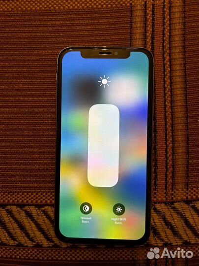 iPhone X, 64 ГБ