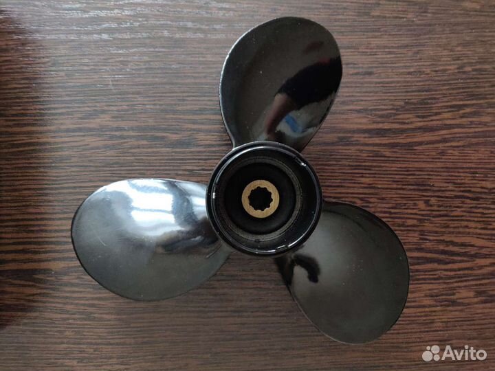 Винт на лодочный мотор Suzuki DF4/5/6