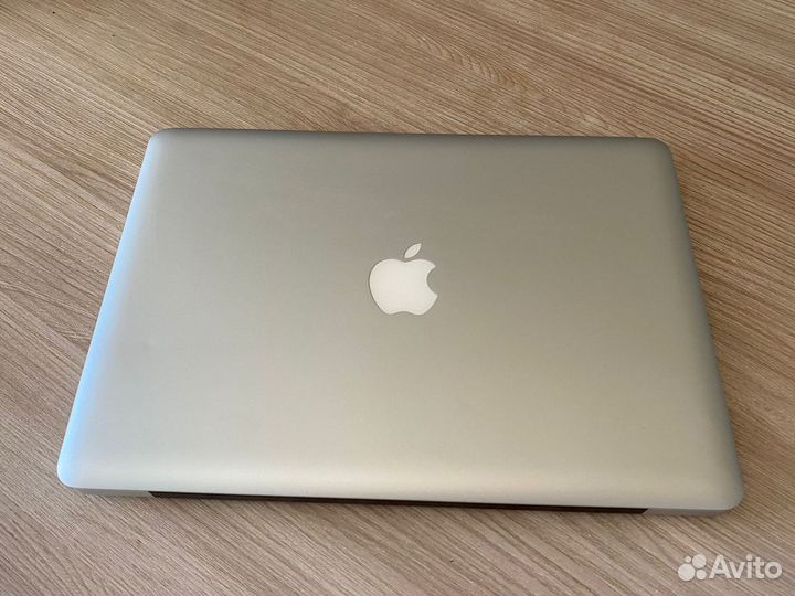 Apple MacBook Pro