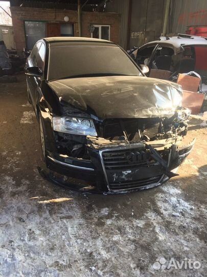 В разборе Audi A8 D3 2008 года 4.2 BVJ 350