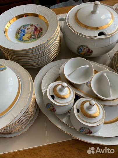 Сервиз столовый мадонна гдр