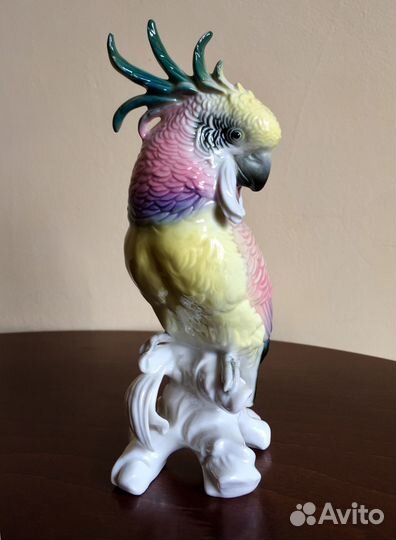 Попугай. Высота -20 см.Karl Ens