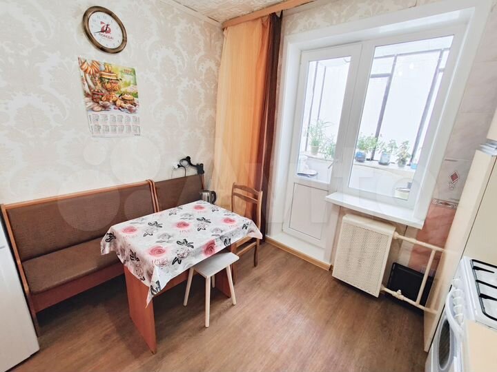 2-к. квартира, 53 м², 3/5 эт.