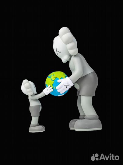 Kaws фигурка The Promise