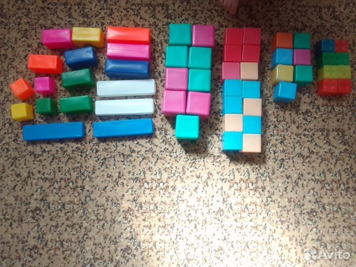Детские игрушки кубики
