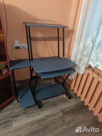 Компьютерный стол