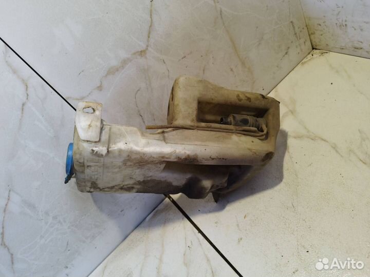Бачок омывателя Audi 100 4A/C4 4A2 1992 4A0955453C