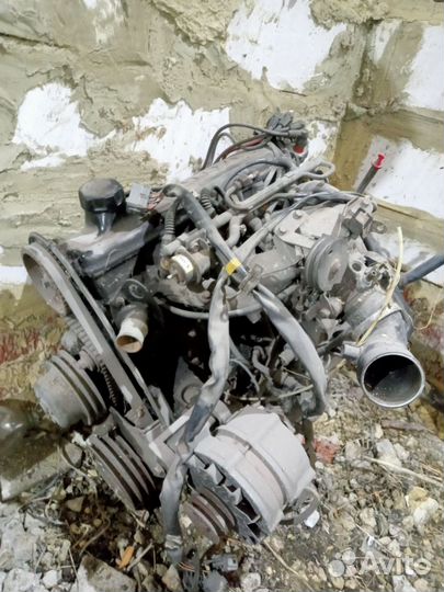 Двигатель Вольво B230