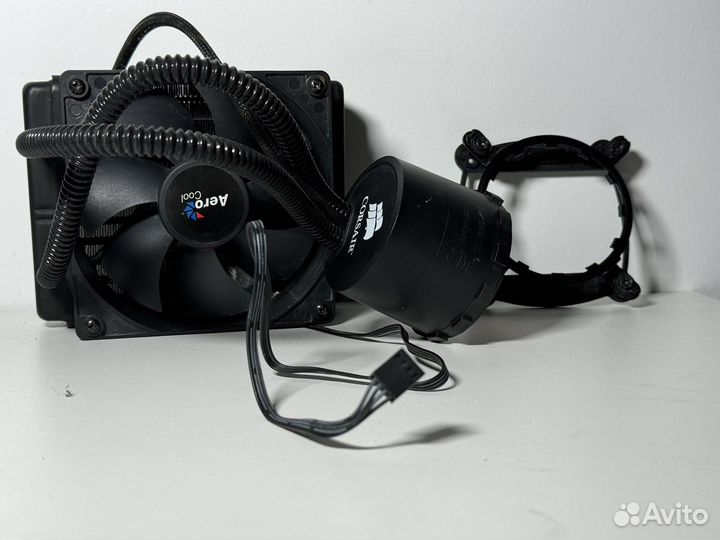 Система водяного охлаждения Corsair 120mm