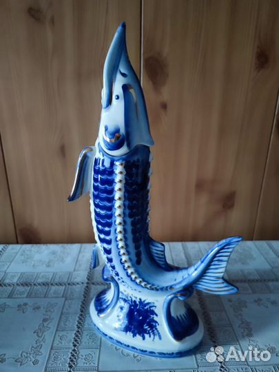 Графин-штоф гжель Осëтр