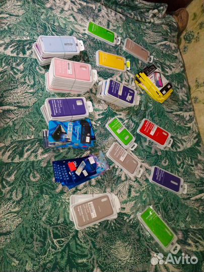 Продам чехлы и стекла