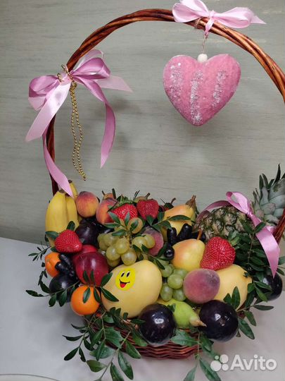 Фруктовая корзина супер подарок