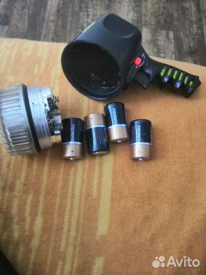 Фонарь для дайвинга