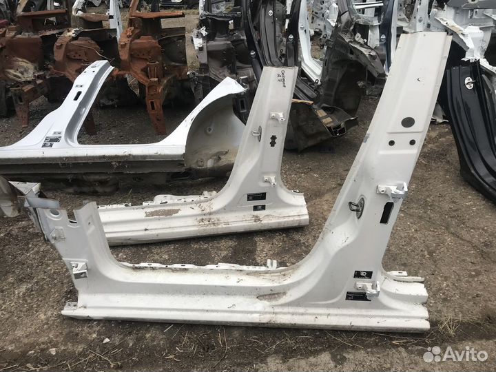 Порог со стойкой левый VW Polo Sed RUS (2011–2019)