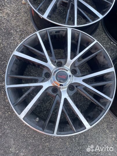 Реплика 20 Toyota LC200 Lexus LX