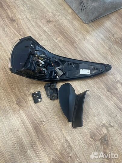 Фонарь задний левый Nissan Murano Z52