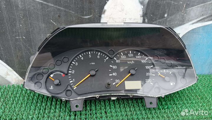 Приборка на Форд Фокус1