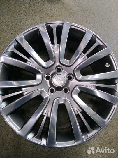 Диски на Land Rover R22 5x120 новые