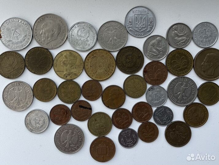 Монеты разных стран для коллекций