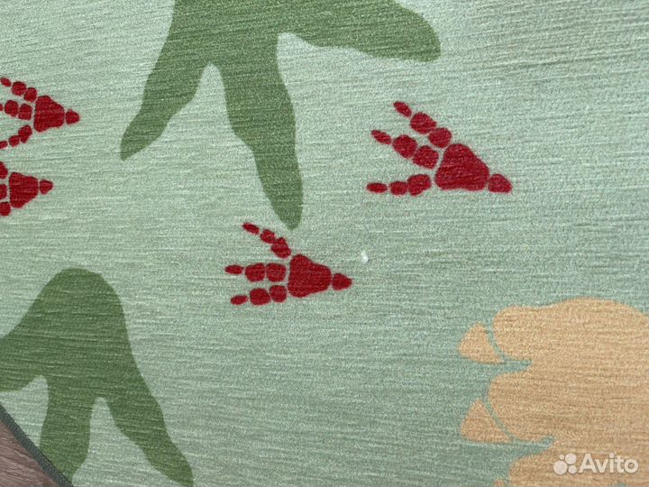 Детский ковер IKEA следы динозавров