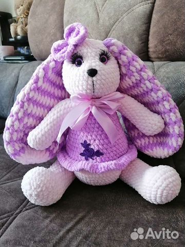 Вязаные игрушки амигуруми, пледы, рюкзачки