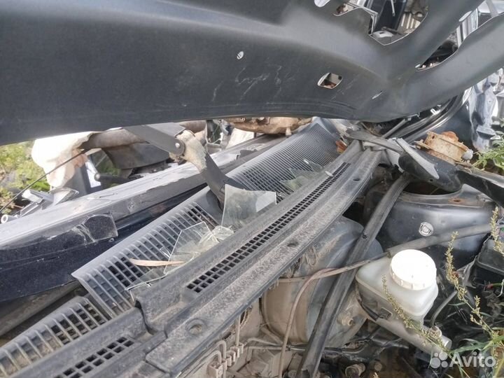 Жабо левая и правая часть Mitsubishi Lancer 9