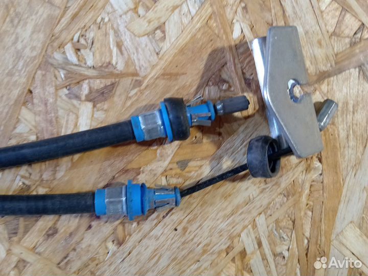 Трос ручника Ford Focus 2 барабан