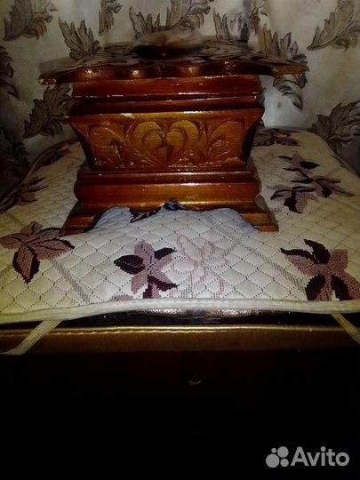 Шкатулка для украшений из дерева